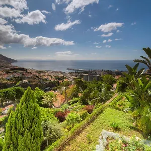 Quinta Gardens - Adults Only Hotel